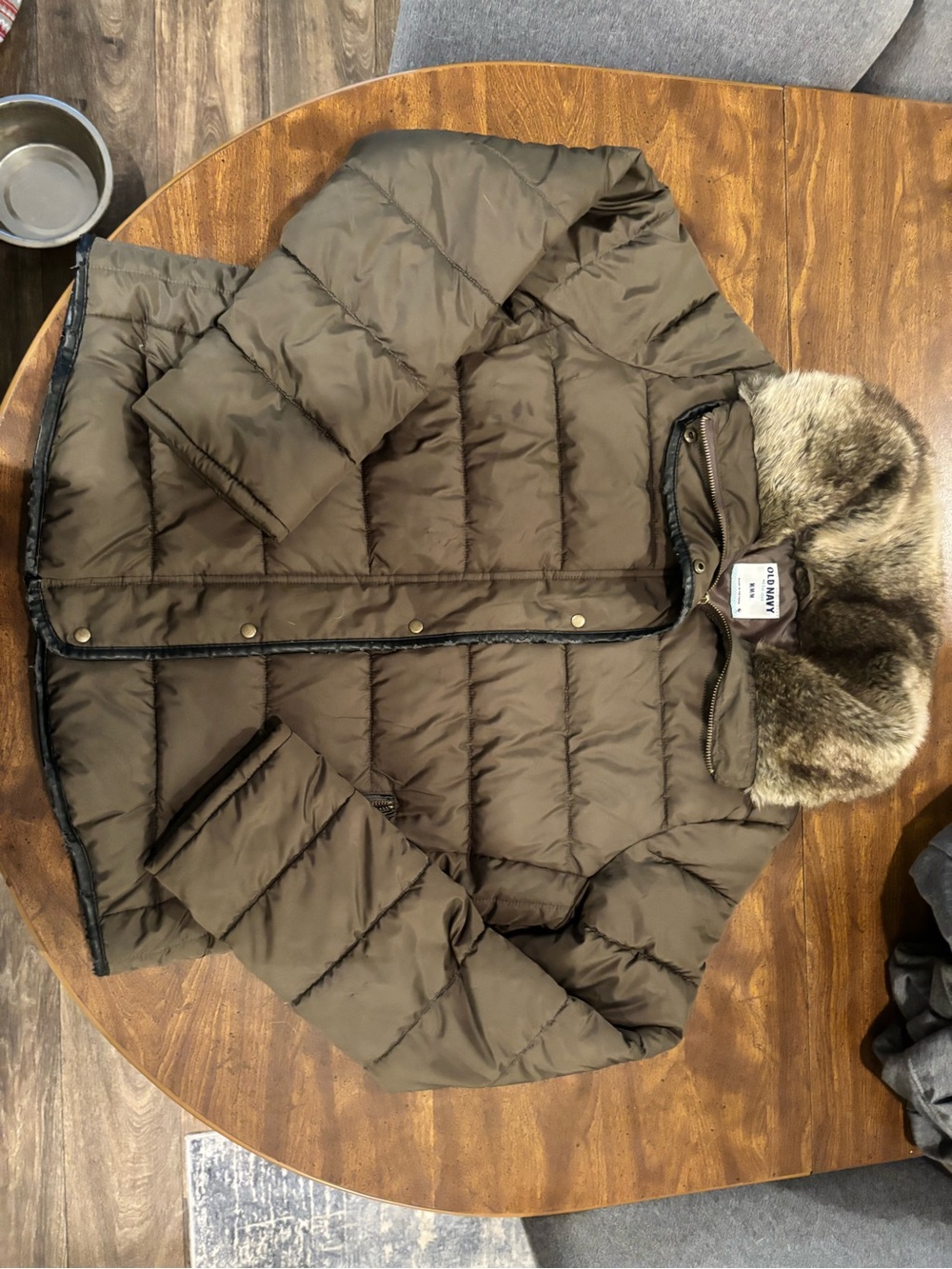 Old Navy Women's Brown Size Medium Puffer Jacket with Faux Fur Trim